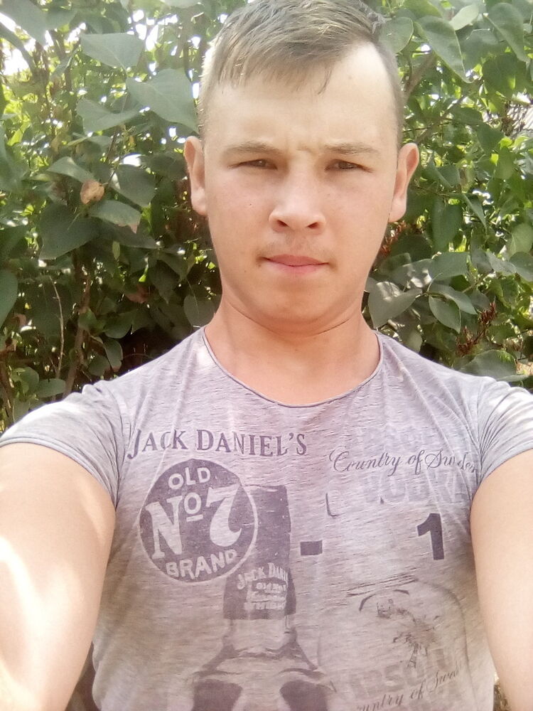  ,   Vitaliy, 24 ,   ,   , c , 