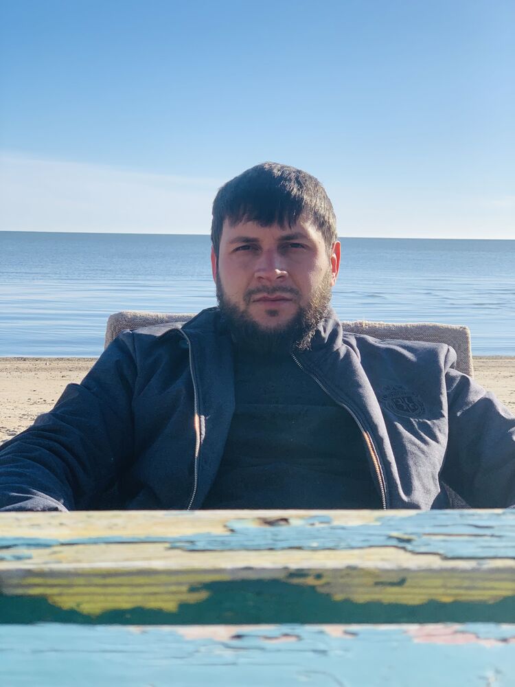  33187479  , 32 ,    
