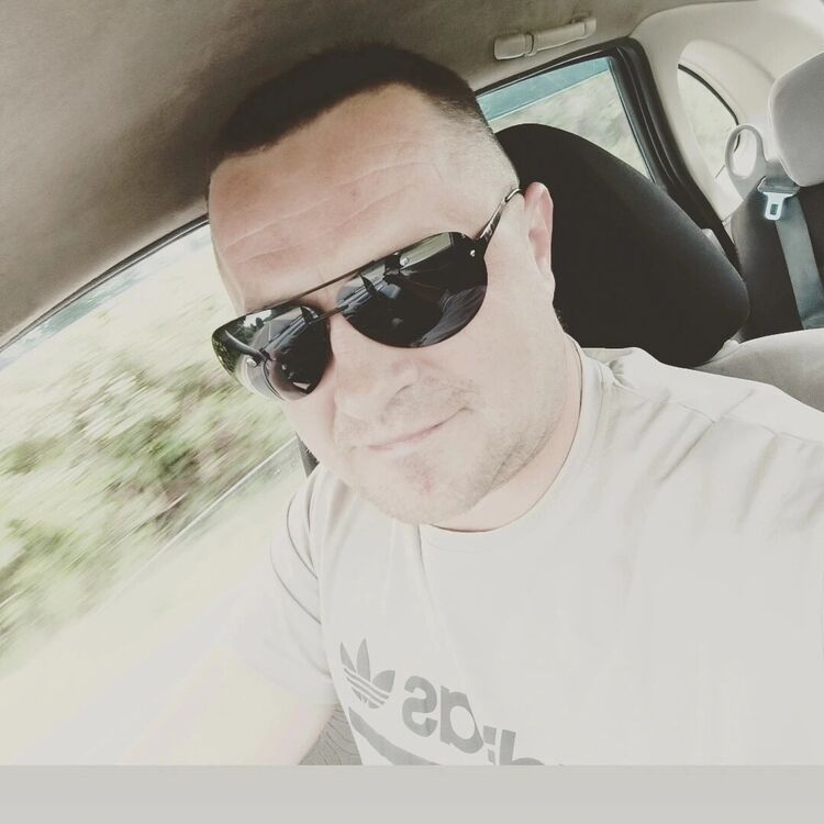  47951969  , 40 ,    