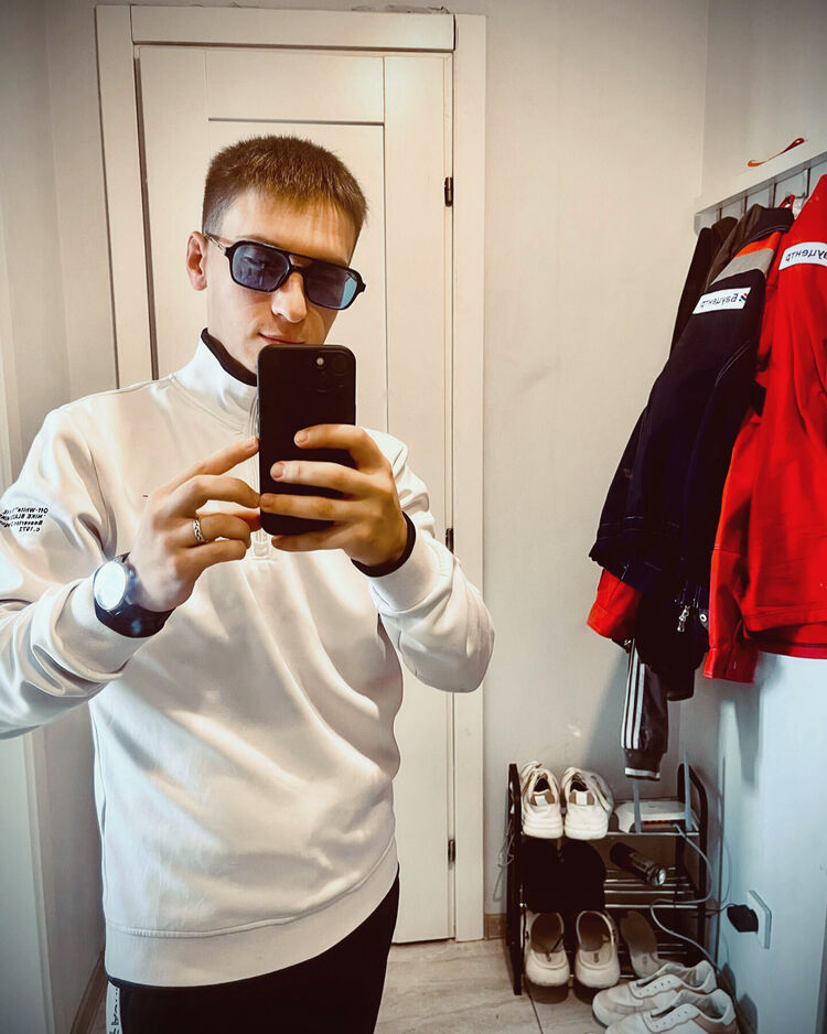  47266019  Aleksandr, 30 ,    