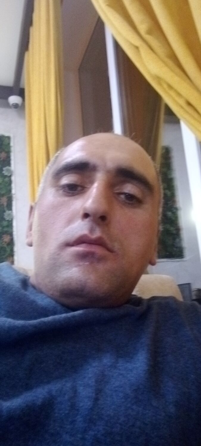  35426689  , 37 ,     