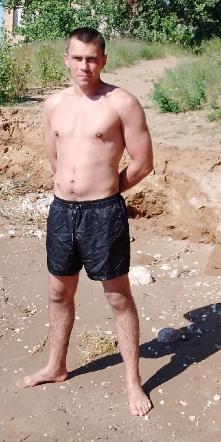  48980379  , 38 ,    