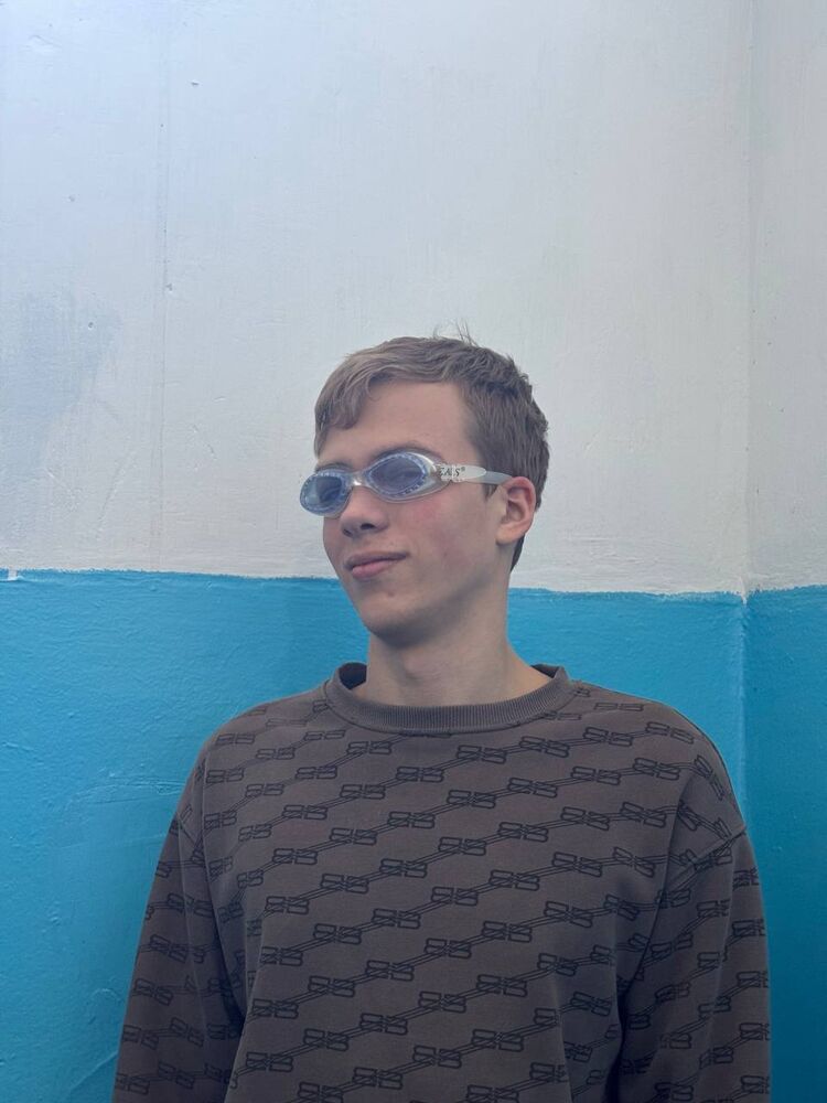  ,   Zo, 19 ,   ,   