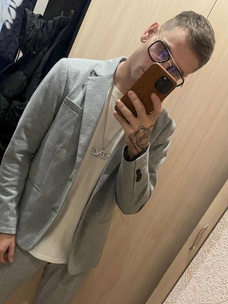  47601659  , 24 ,    
