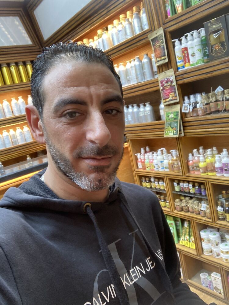  ,   Romeo, 43 ,   ,   , c 