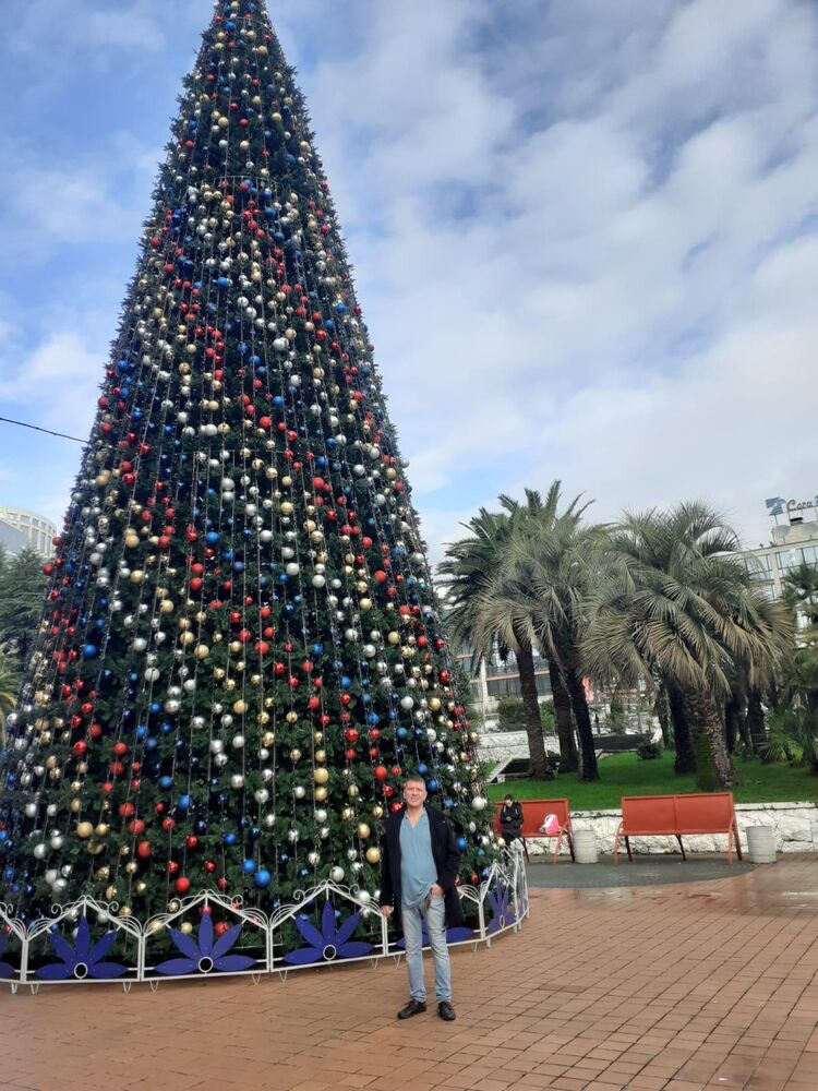  39191429  Austin, 45 ,    