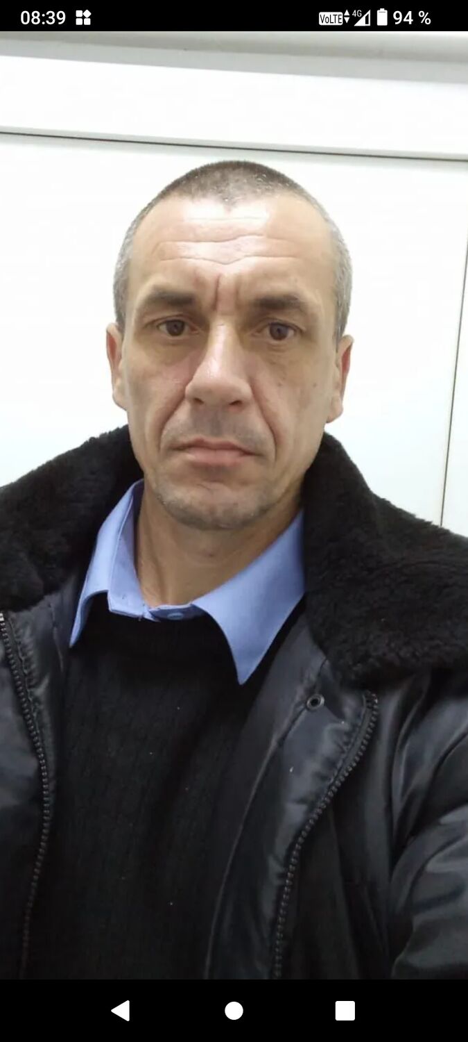 47610899  Mihail, 42 ,    --