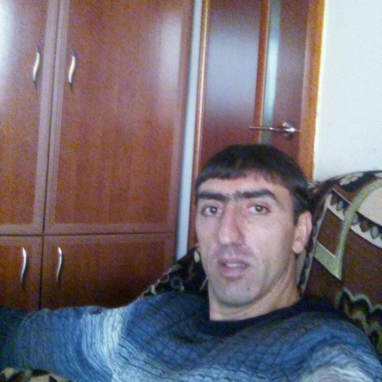  44695229  Ara, 36 ,    