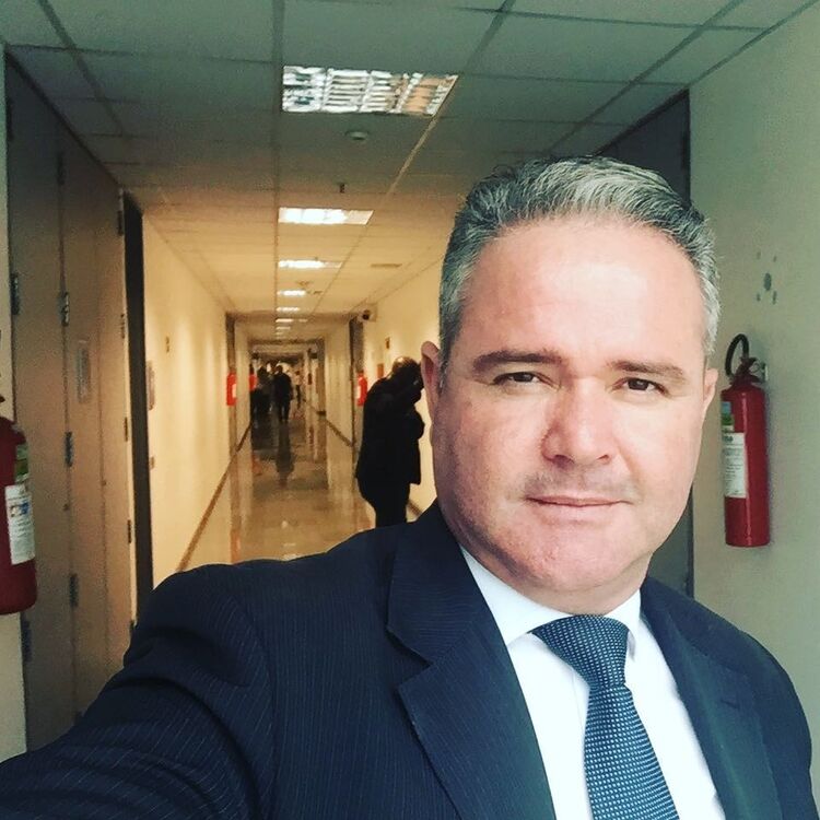  29582119  GABRIEL, 60 ,    