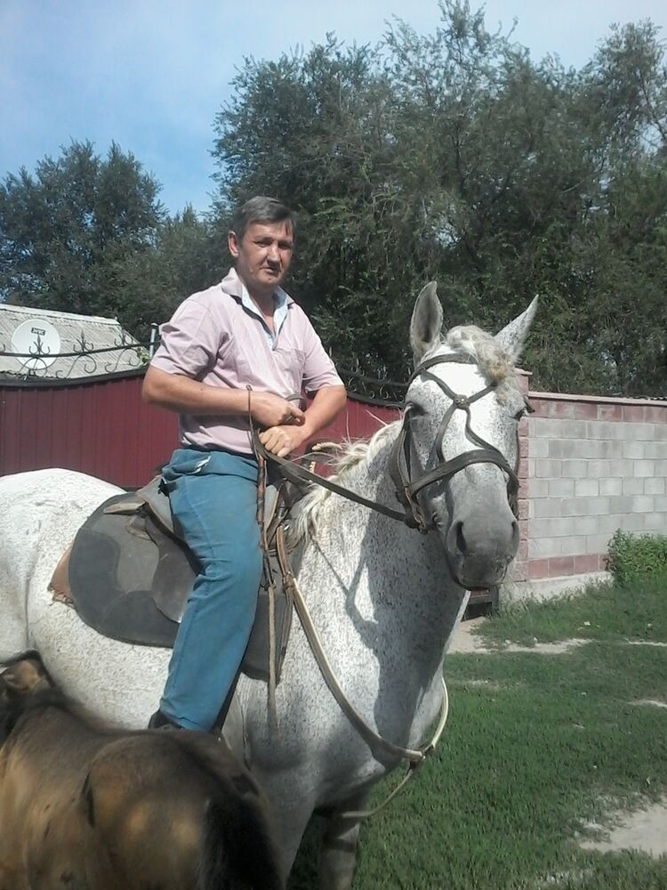  ,   Sergei, 54 ,   ,   , c 
