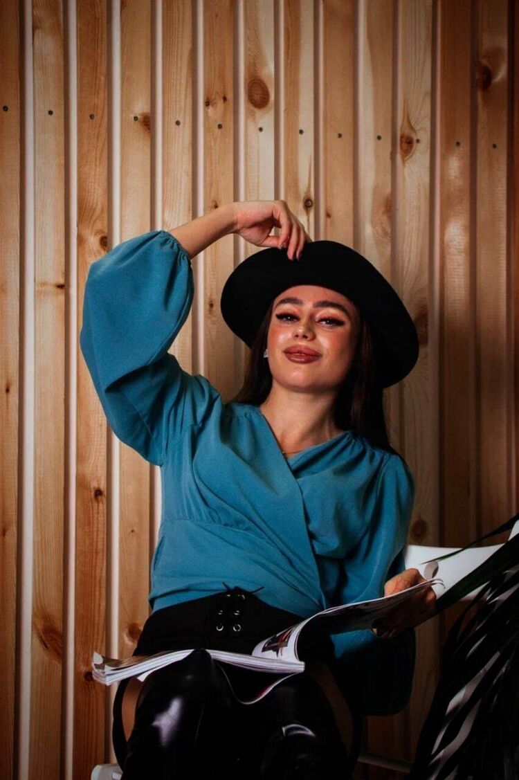  37397249  , 22 ,    -