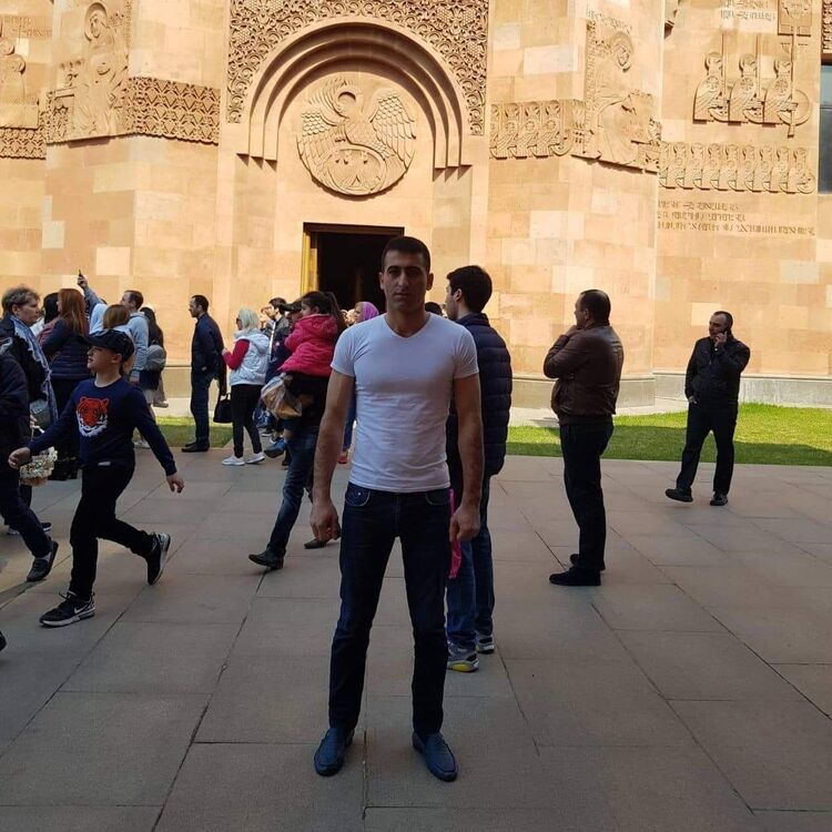  ,   Edgar, 32 ,   ,   