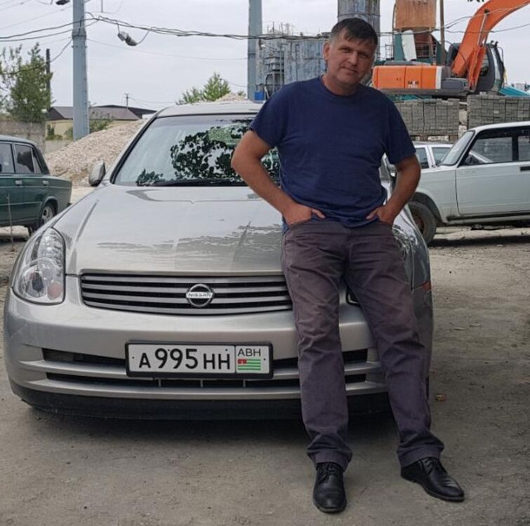  38045859  , 52 ,    