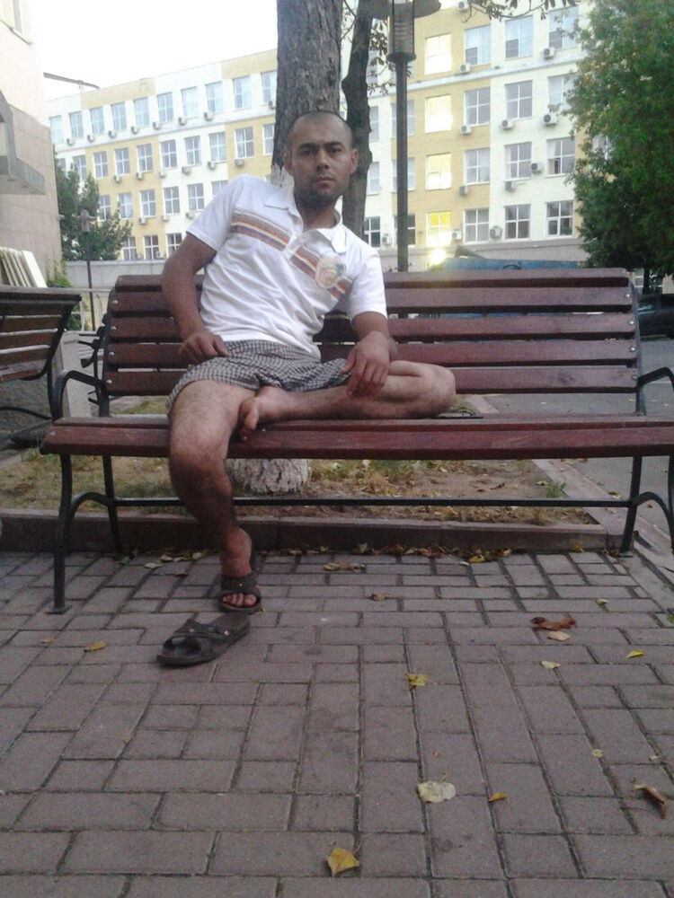  4952839  Savrullo, 37 ,    