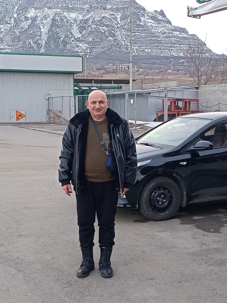 ���� 42495819 ������� Suren, 53 ����, ���� ���������� � ������