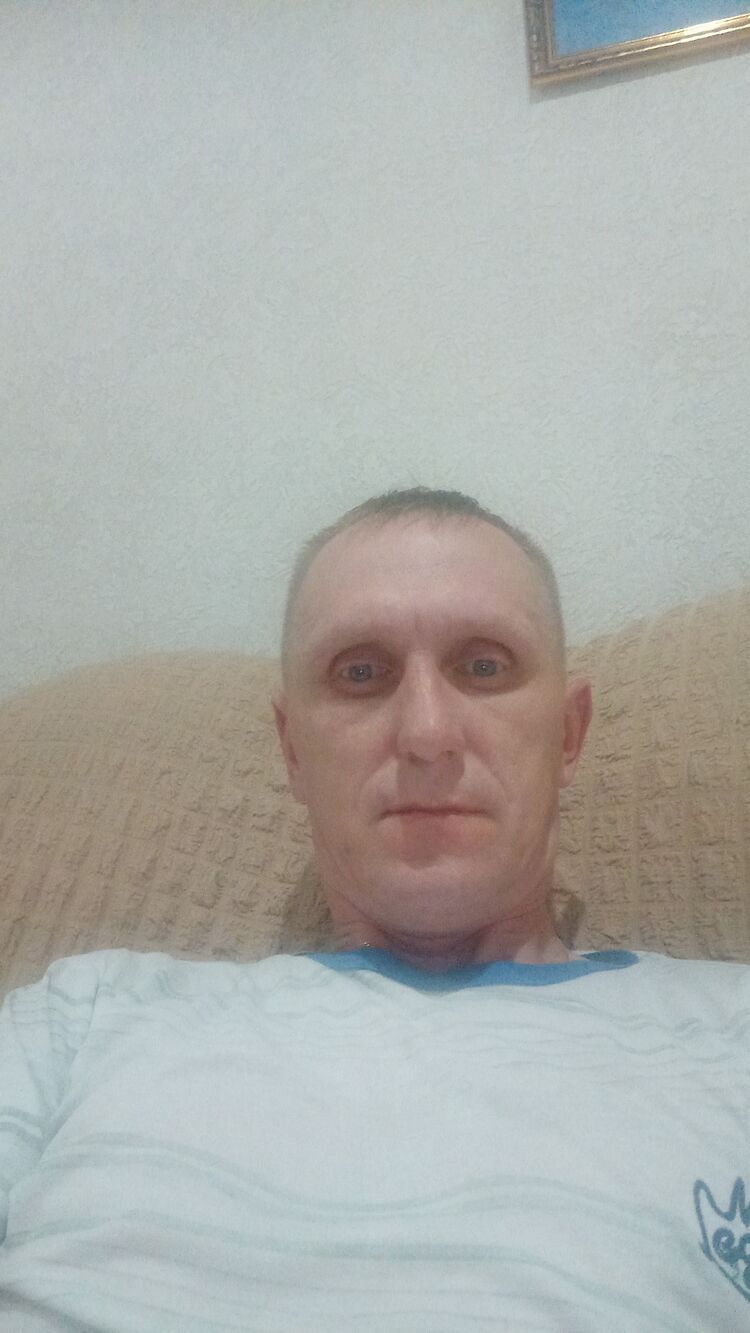  ,   Denis, 43 ,   ,   