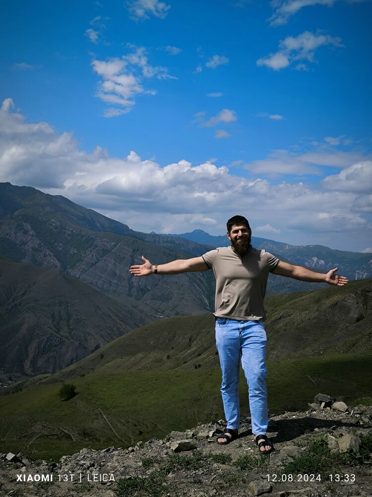  ,   Magomed, 33 ,   ,   