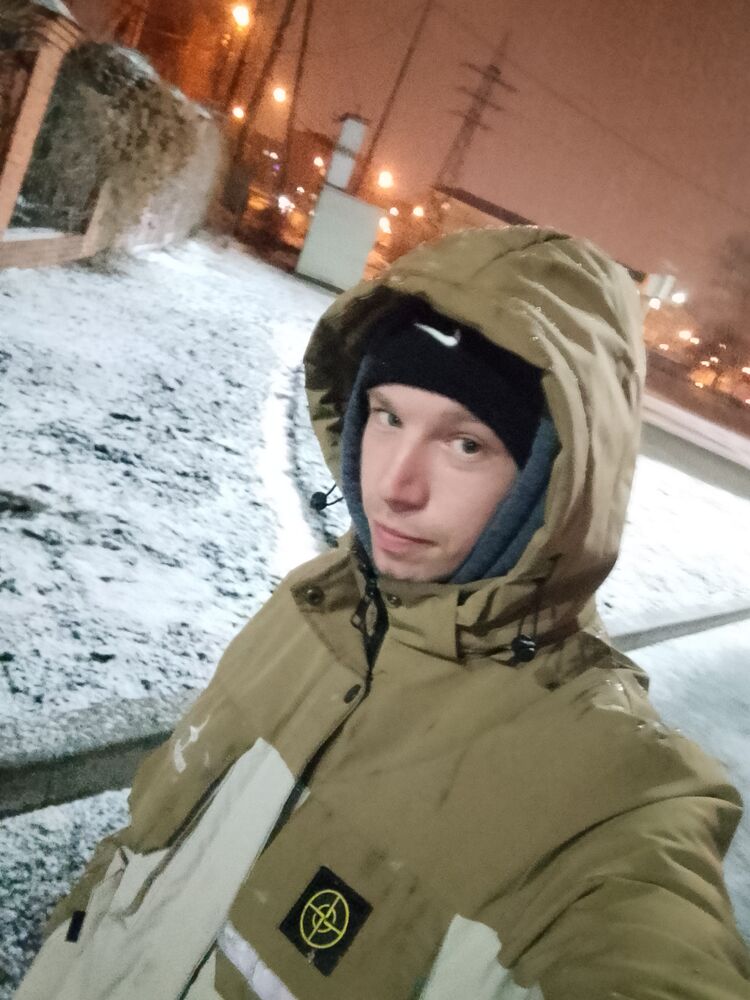  42423339  Sergey, 26 ,     