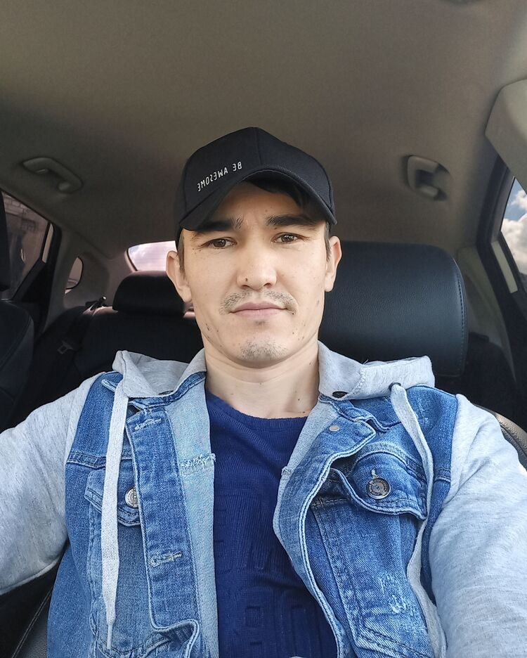  26831429  Khalil, 29 ,    -