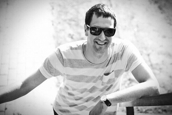  ,   Sergei, 33 ,   , 