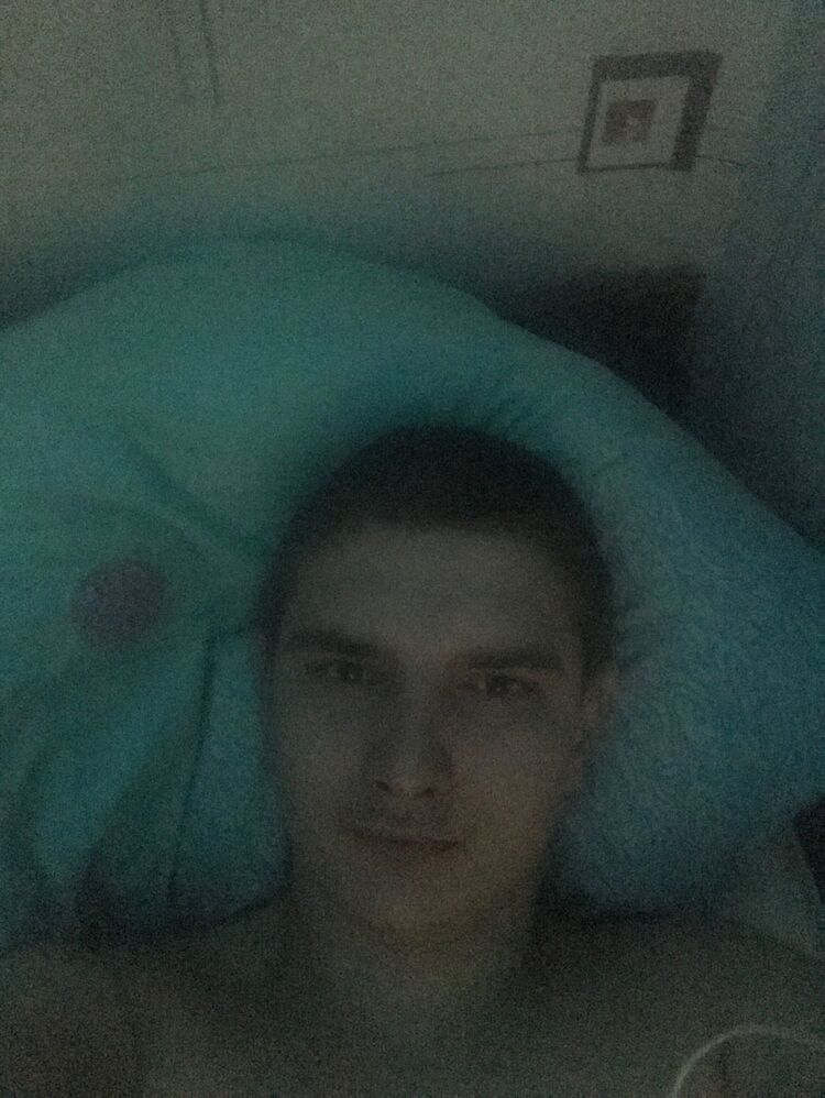  48989759  , 21 ,    