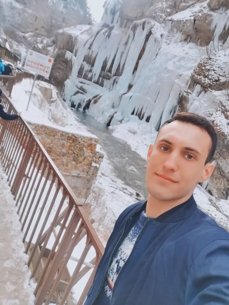  27042739  Dmitry, 27 ,    