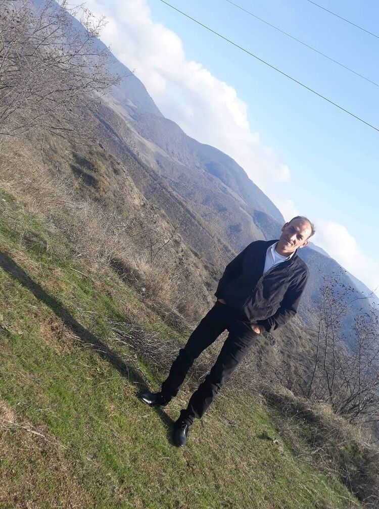  37959249  , 50 ,    