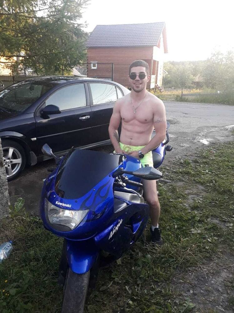  26888979  , 32 ,    