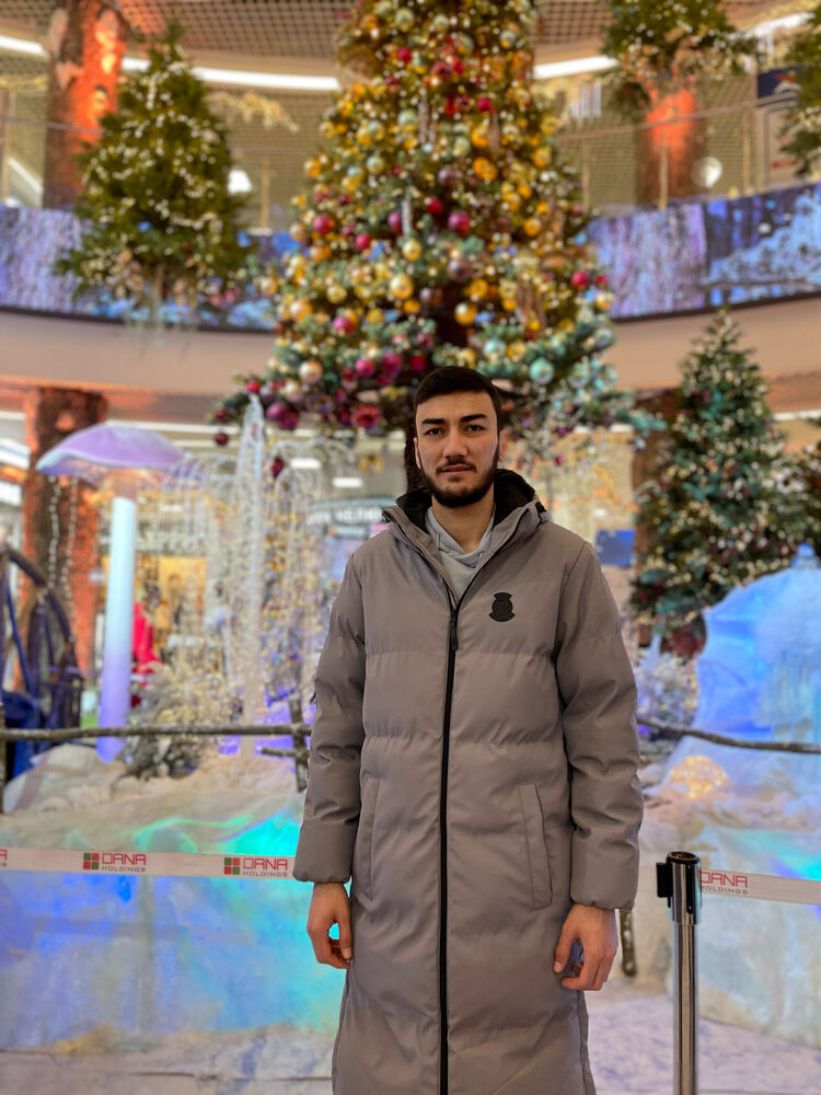  ,   Dima, 29 ,   ,   