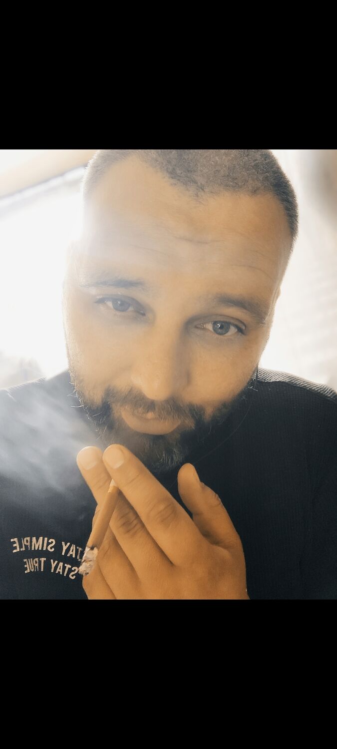  47255169  Alex, 38 ,    
