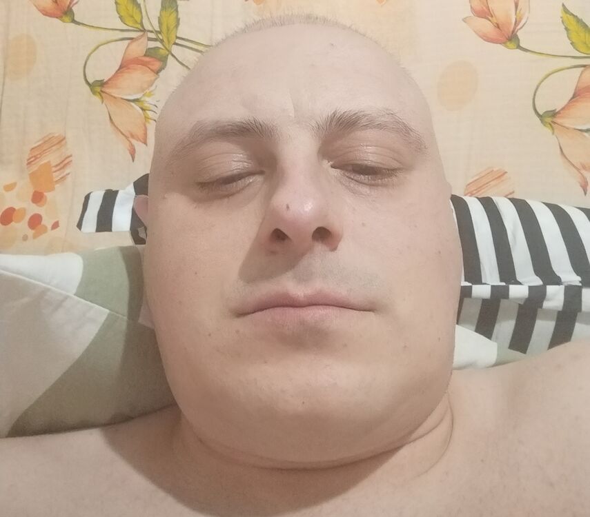  52948729  Vic, 32 ,    