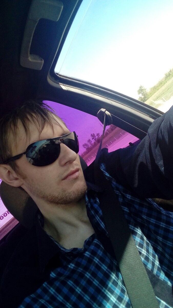  11423399  Igor, 31 ,    