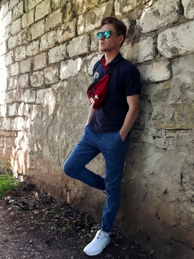  ,   Makar, 29 ,   ,   