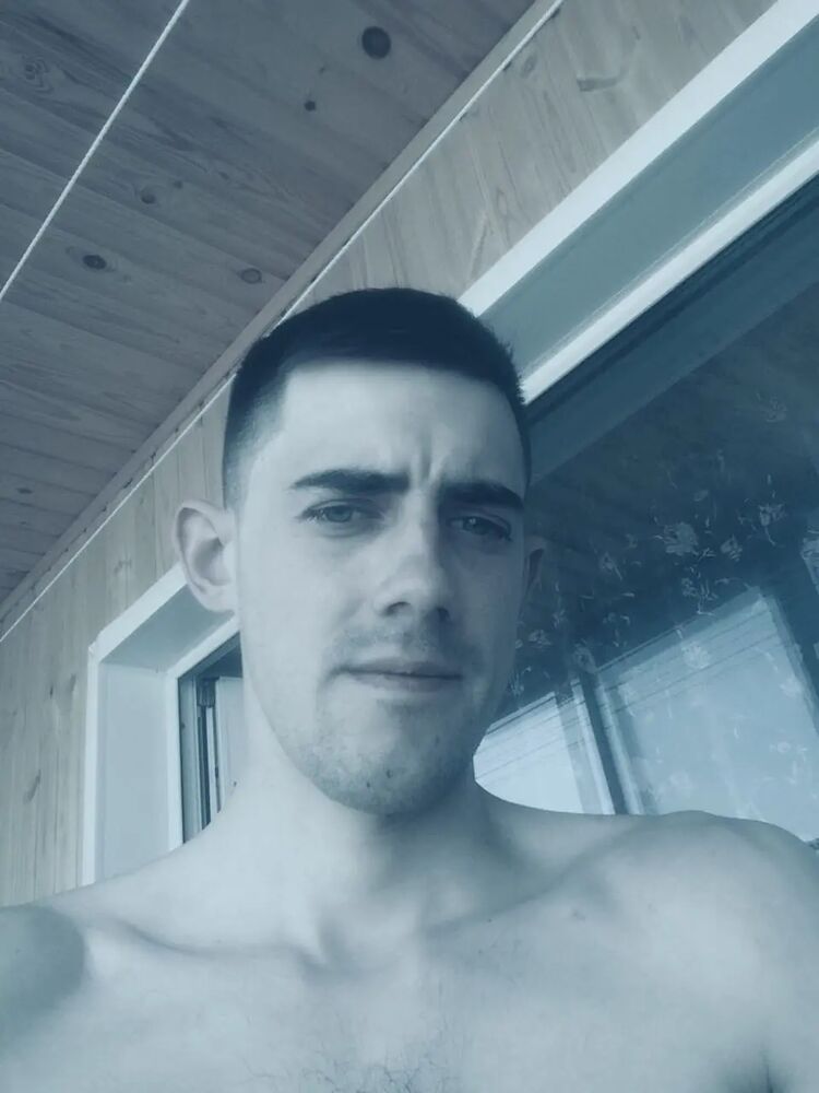  42403659  , 28 ,    