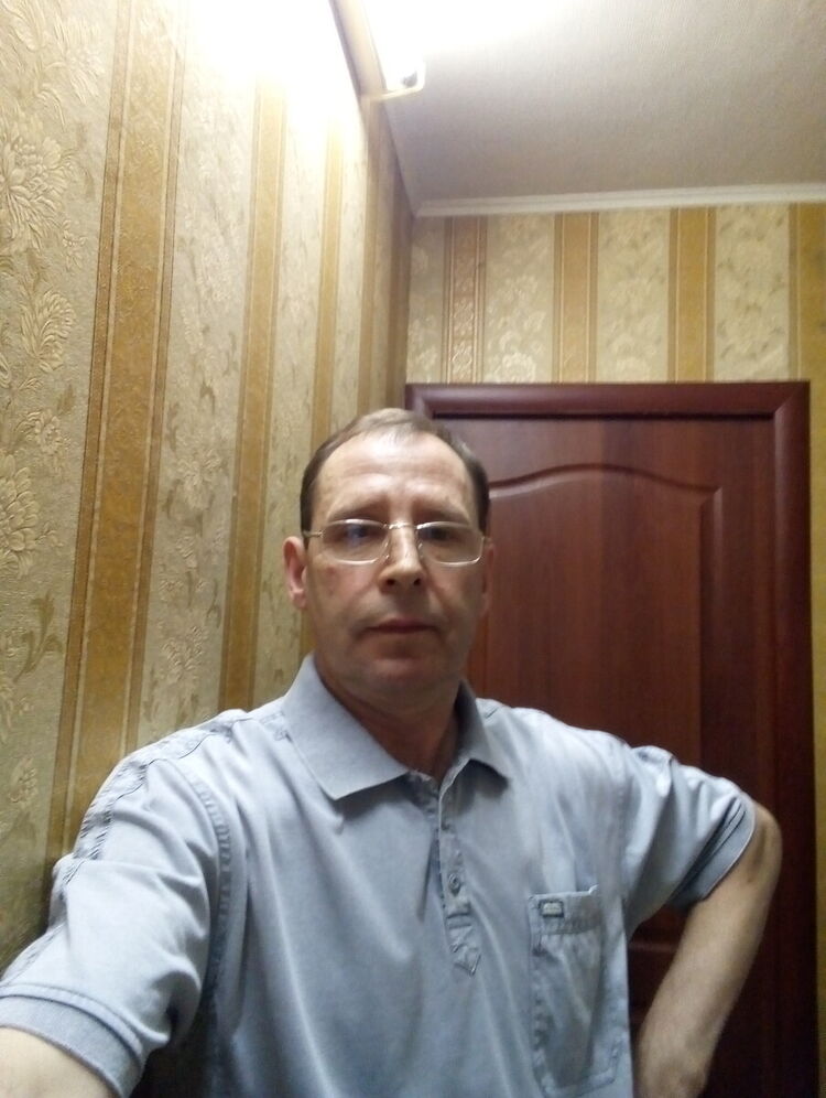  21067829  , 51 ,    