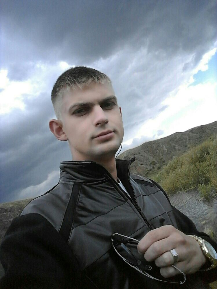  22722969  , 28 ,    