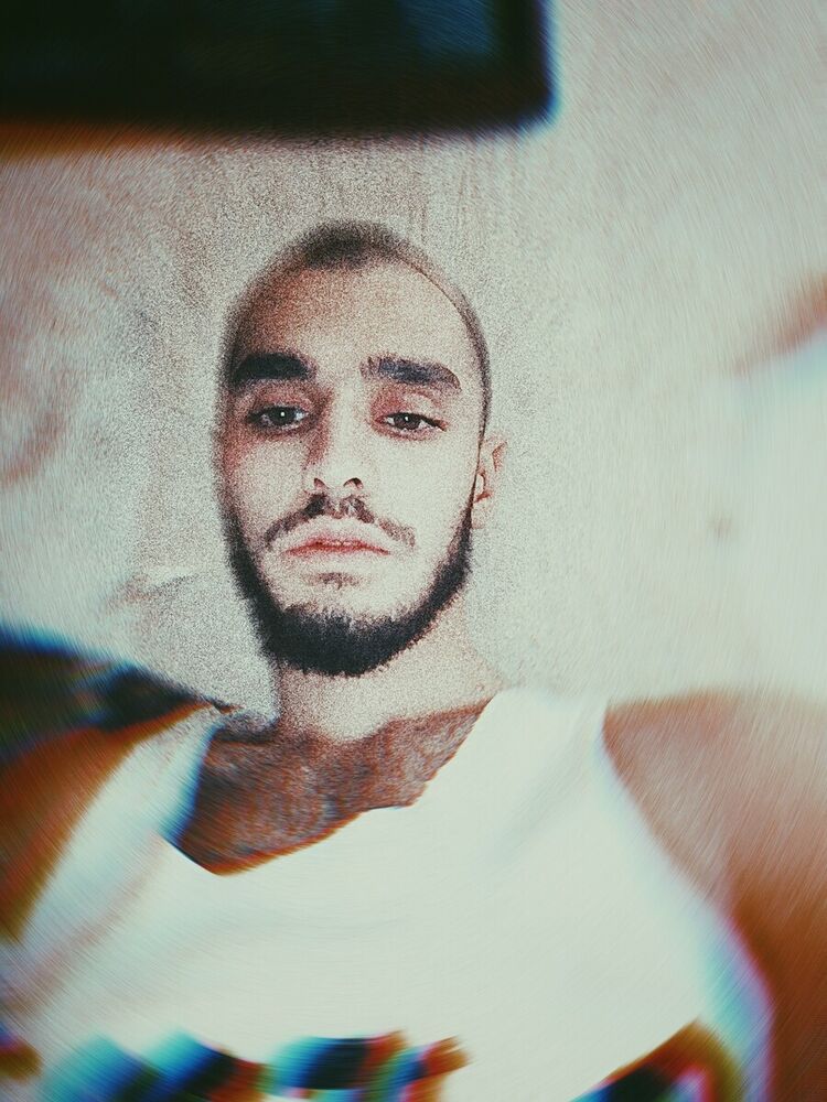  20777139  Ahmed, 29 ,    