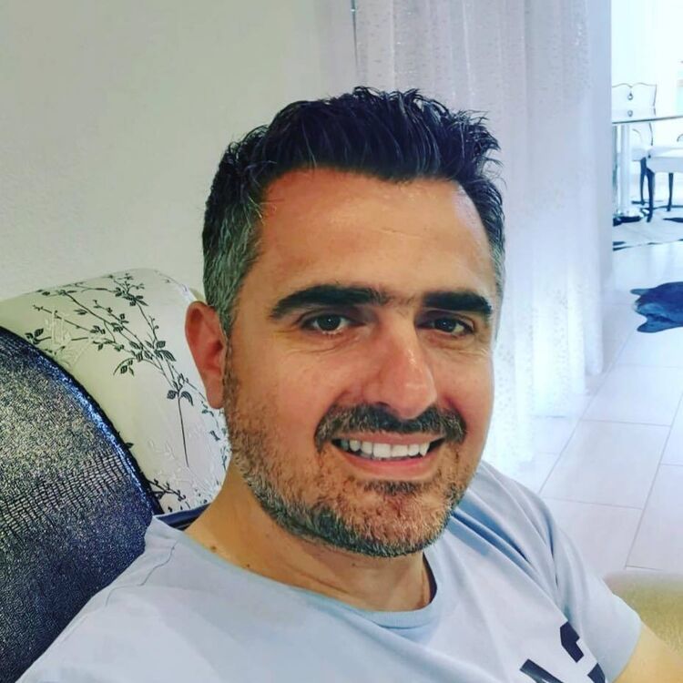  47987009  Walter, 58 ,    Beirut