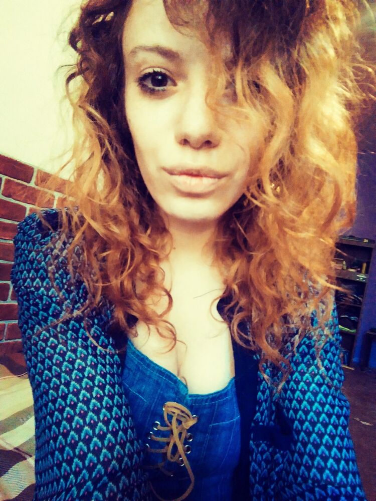  31406679  No Name, 26 ,    -