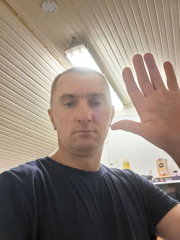 41757739  , 44 ,    