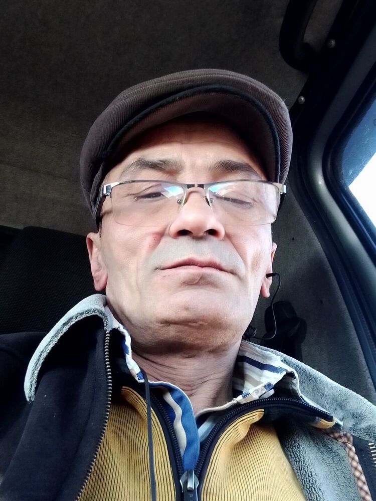  42917169  Bextiyar, 55 ,    
