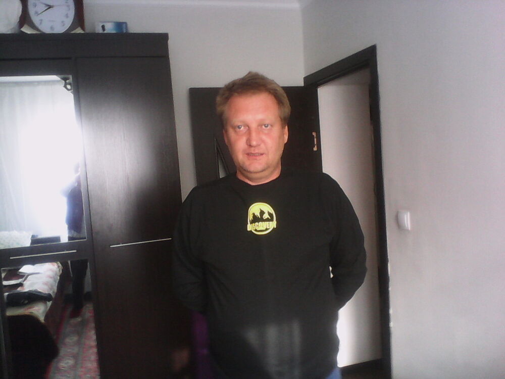  7859769  Gena, 55 ,    