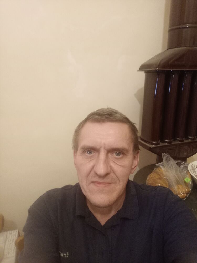  37783739  , 57 ,    