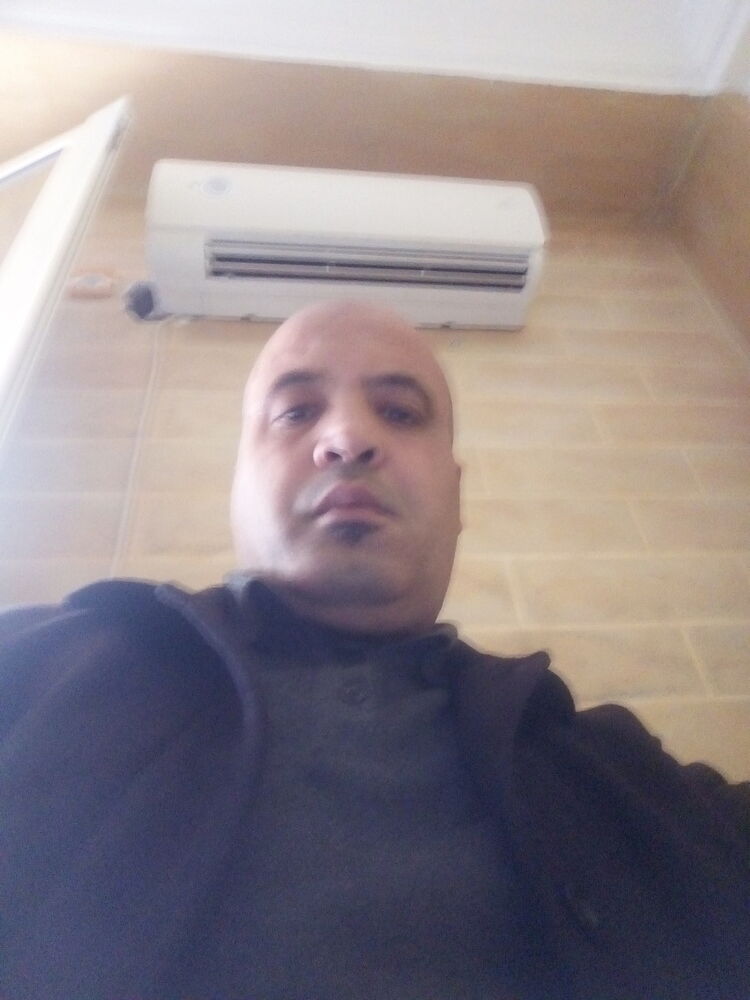  ,   Adel, 48 ,   ,   , c 