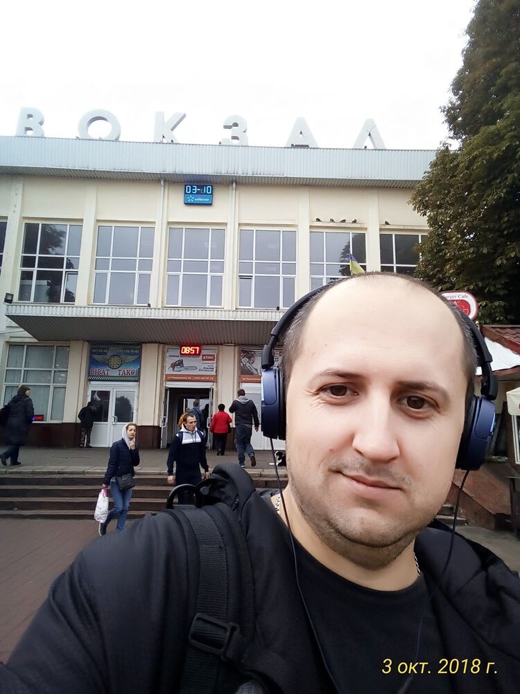  ,   Maxim, 38 ,   ,   , c 