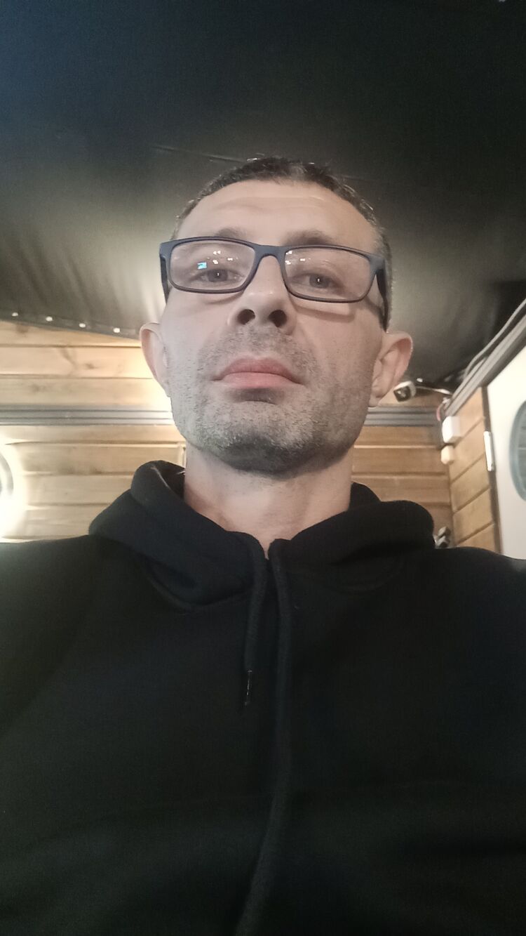 47367169  , 37 ,    