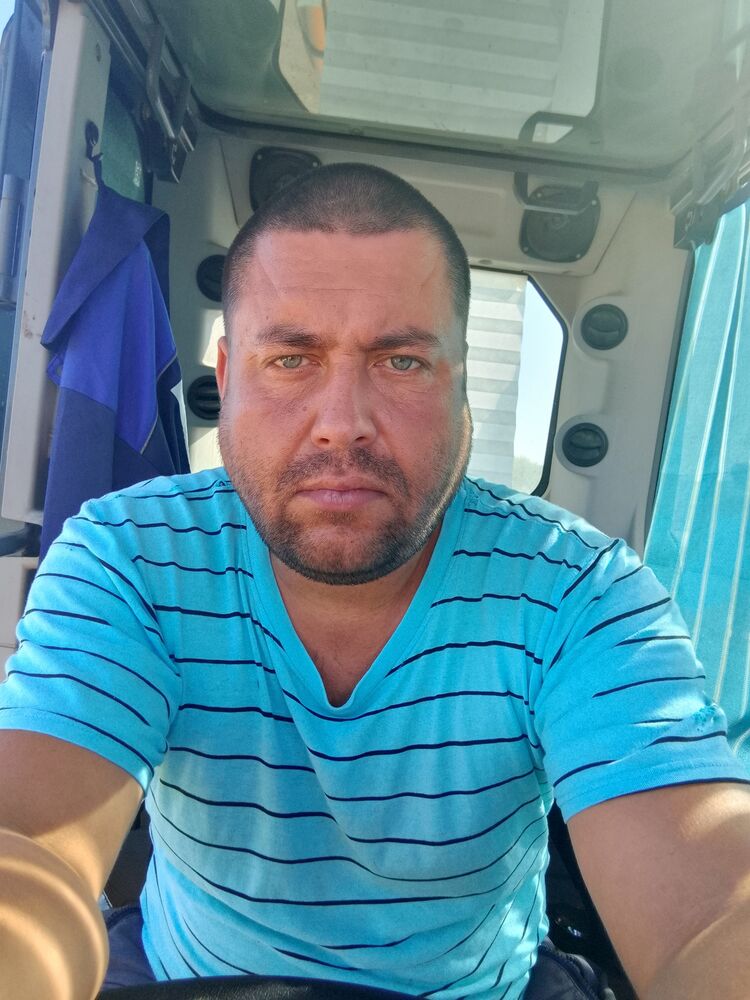  54032549  , 35 ,    -