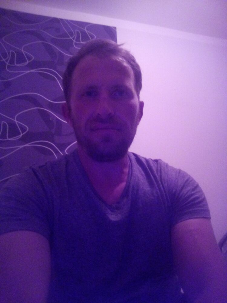  23874589  Mykola, 42 ,    