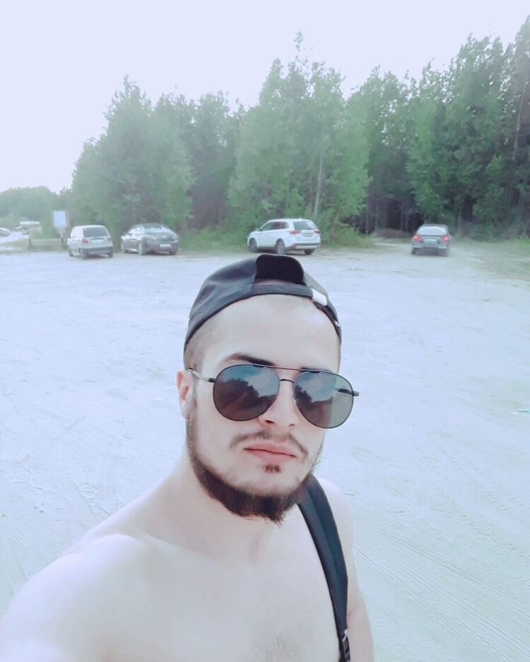  ,   Farhod, 28 ,   ,   