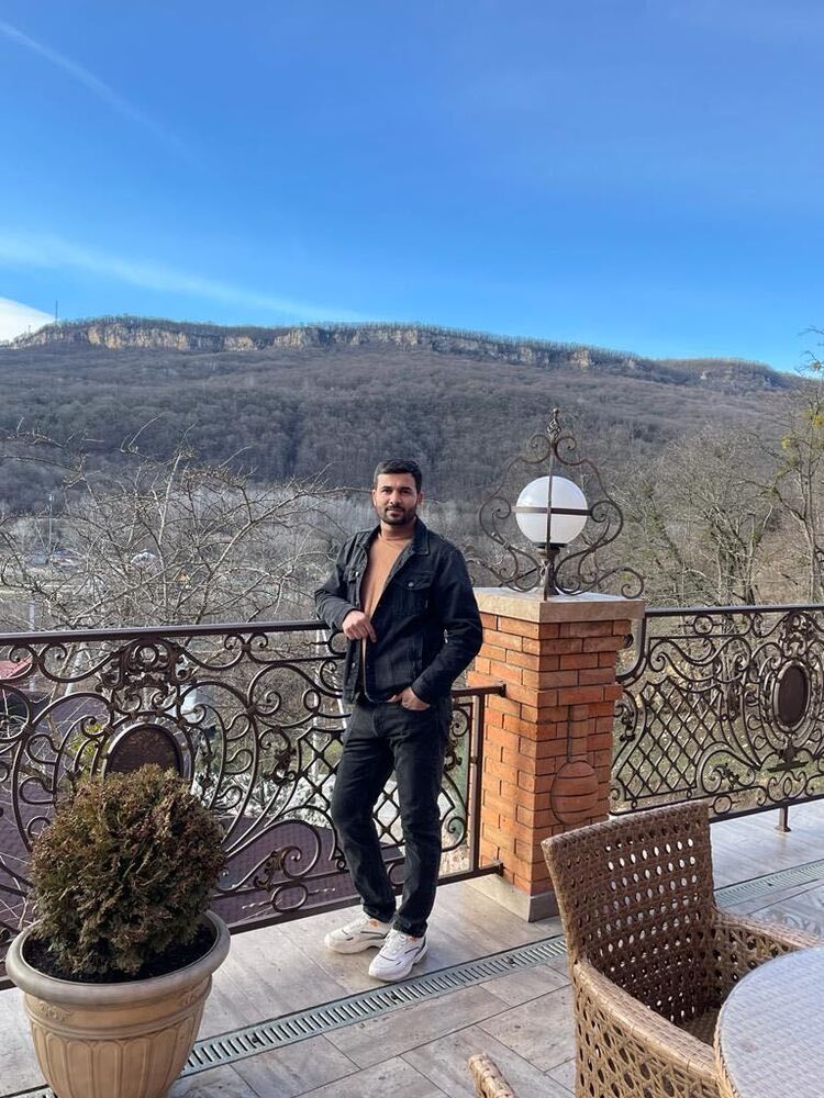  44358099  , 32 ,    --